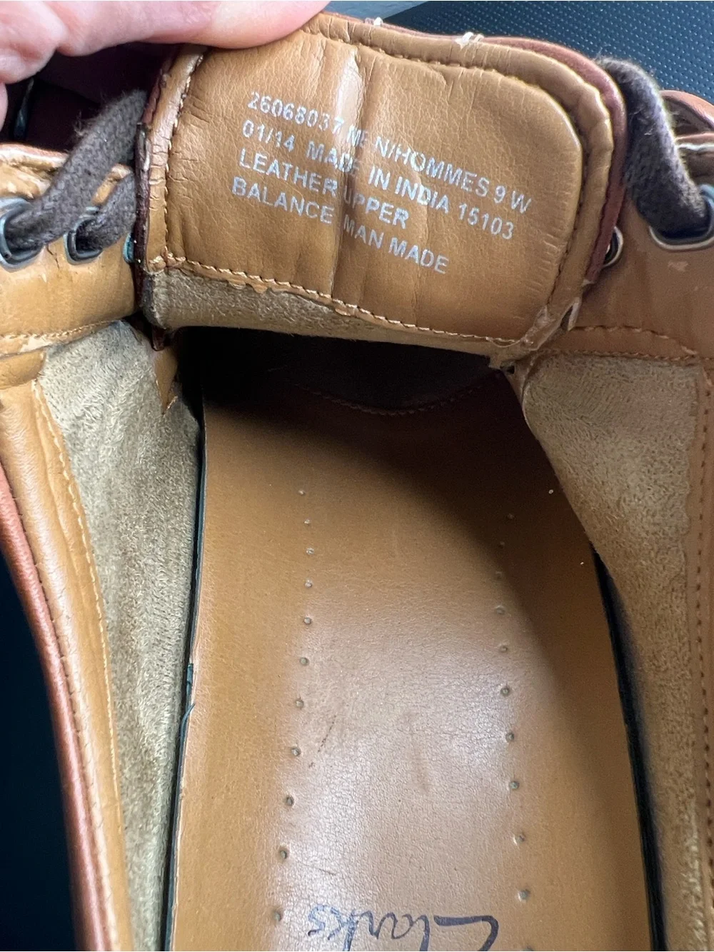 Clarks Men’s Tan Brown Leather Lace-Up Oxfords